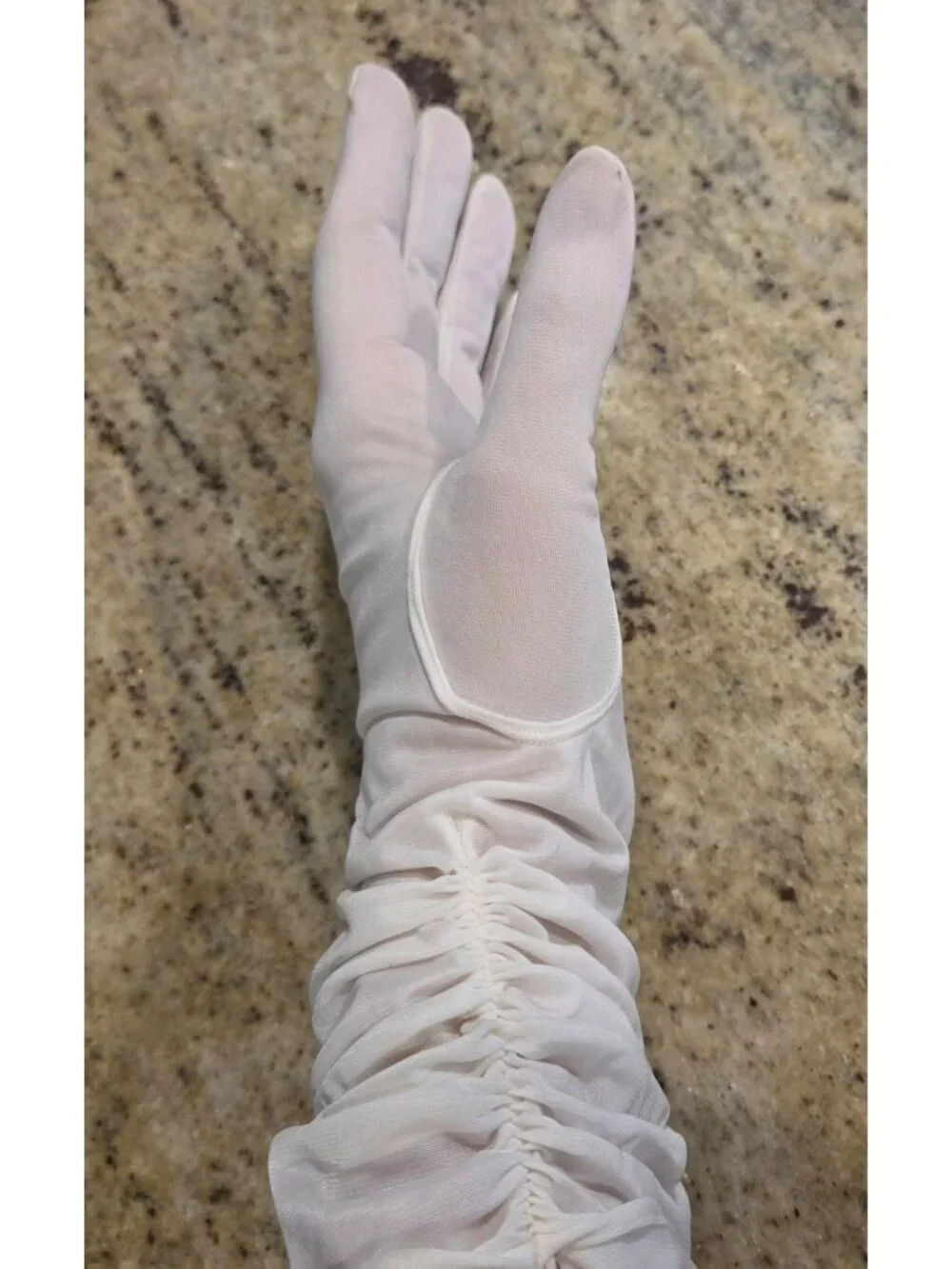 Vintage Womens Size L/XL Cream Nylon Formal Gloves 13
